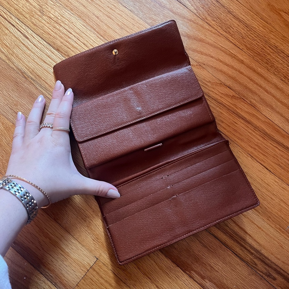 Vintage Louis Vuitton monogram wallet - Picture 2 of 5